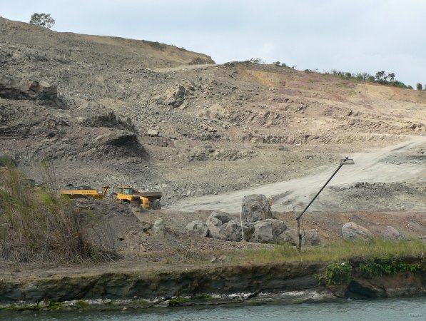 110- Travaux pour l'agrandissement du canal 